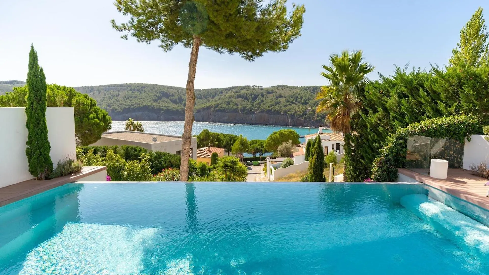 Waterfront Villa With Panoramic Views L' Escala España